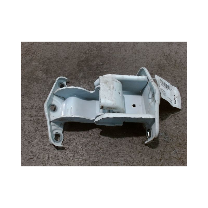 CHARNIERE INF PORTE BATTANTE ARG RENAULT TRAFIC