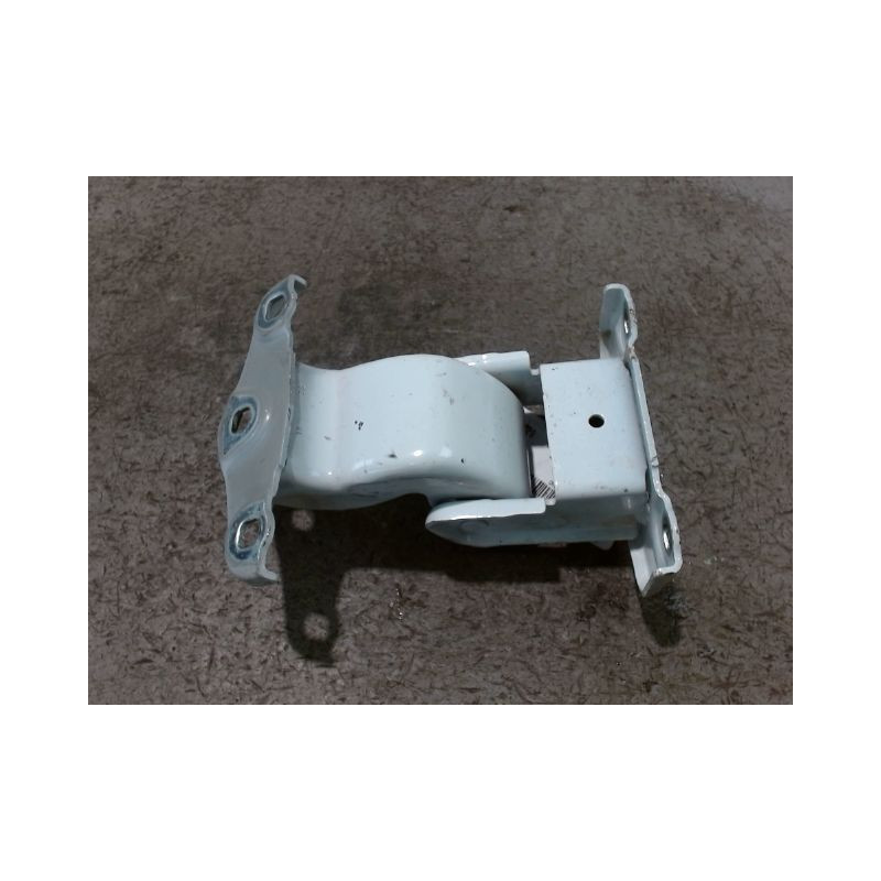 CHARNIERE INF PORTE BATTANTE ARG RENAULT TRAFIC