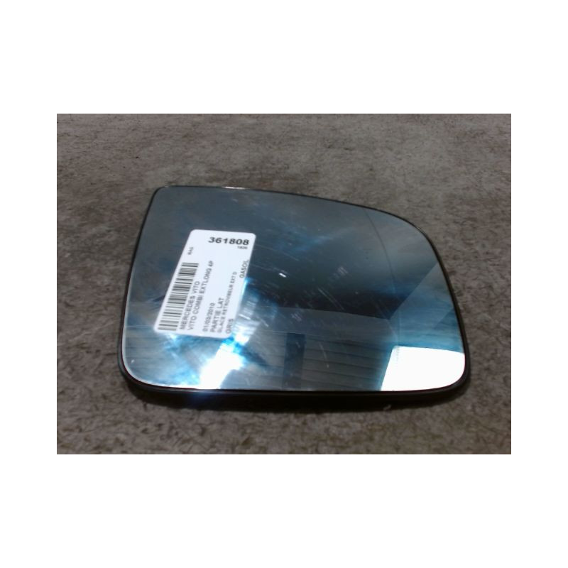 GLACE RETROVISEUR EXT D MERCEDES VITO COMBI EXTLONG 03-