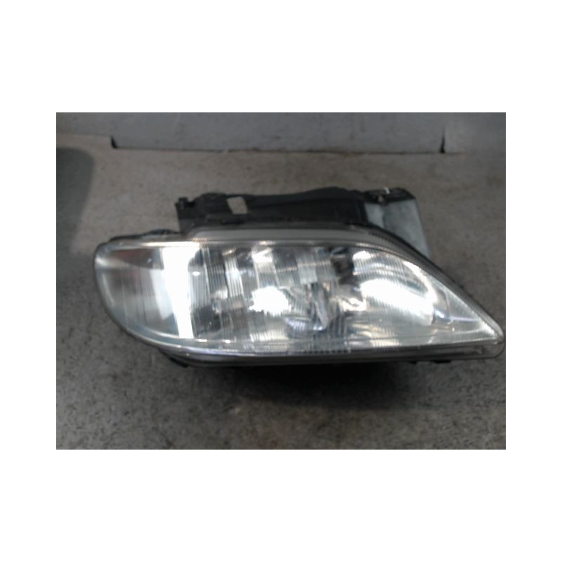 PHARE DROIT CITROEN XSARA -2000