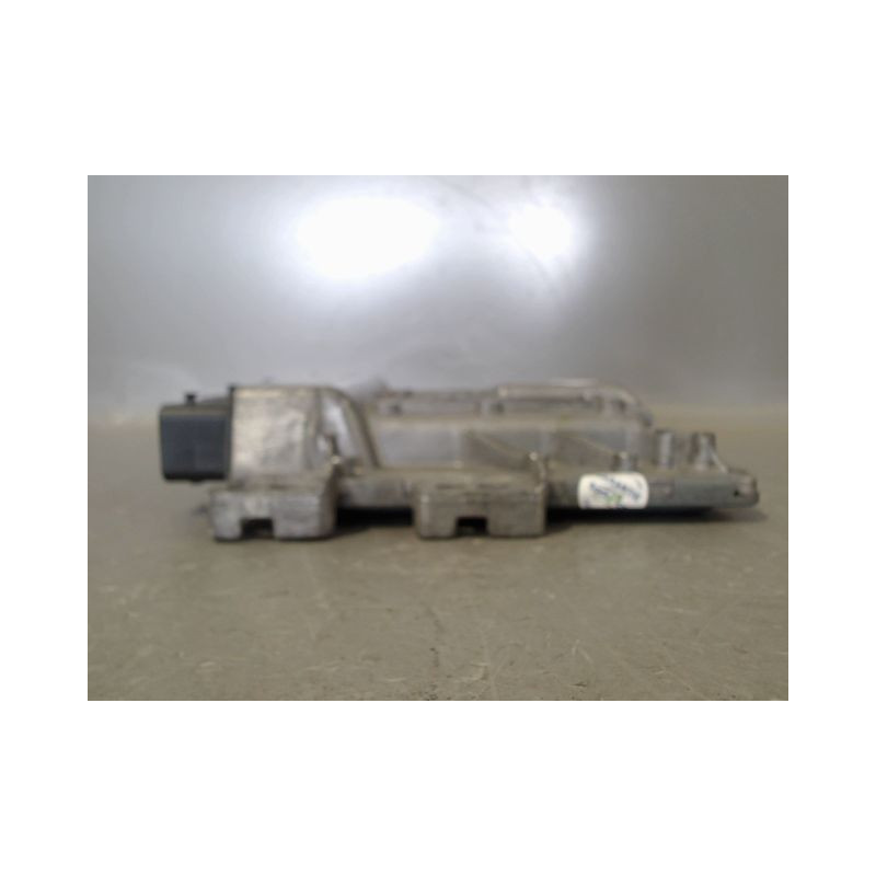 CALCULATEUR MOTEUR RENAULT MASTER RT