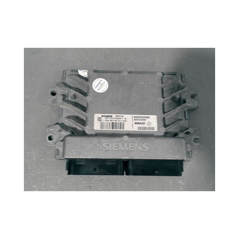 CALCULATEUR MOTEUR RENAULT CLIO