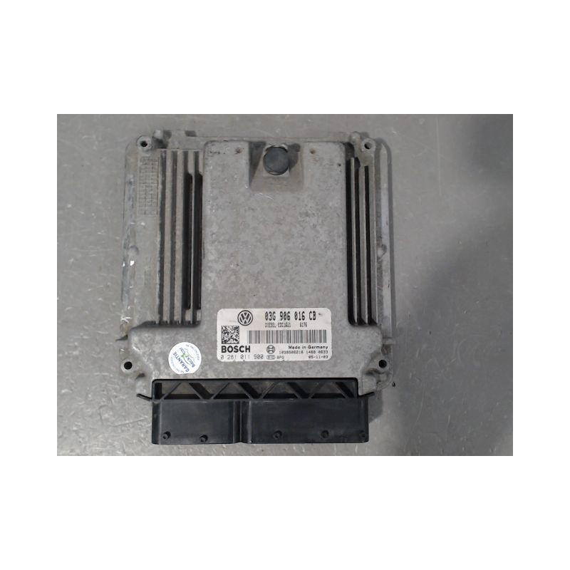 CALCULATEUR MOTEUR VOLKSWAGEN GOLF