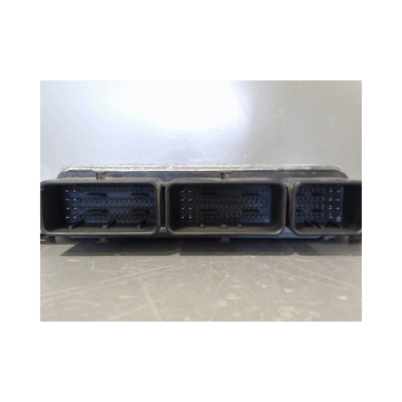 CALCULATEUR MOTEUR RENAULT MEGANE