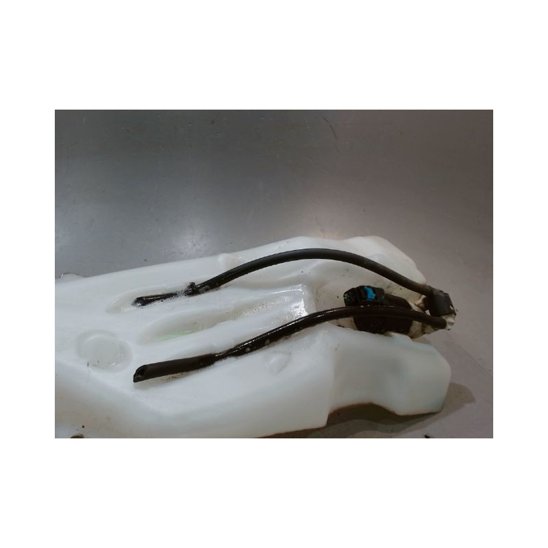 RESERVOIR LAVE-GLACE AVANT RENAULT MEGANE