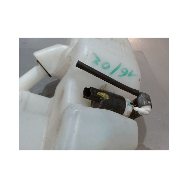 RESERVOIR LAVE-GLACE AVANT RENAULT LAGUNA III