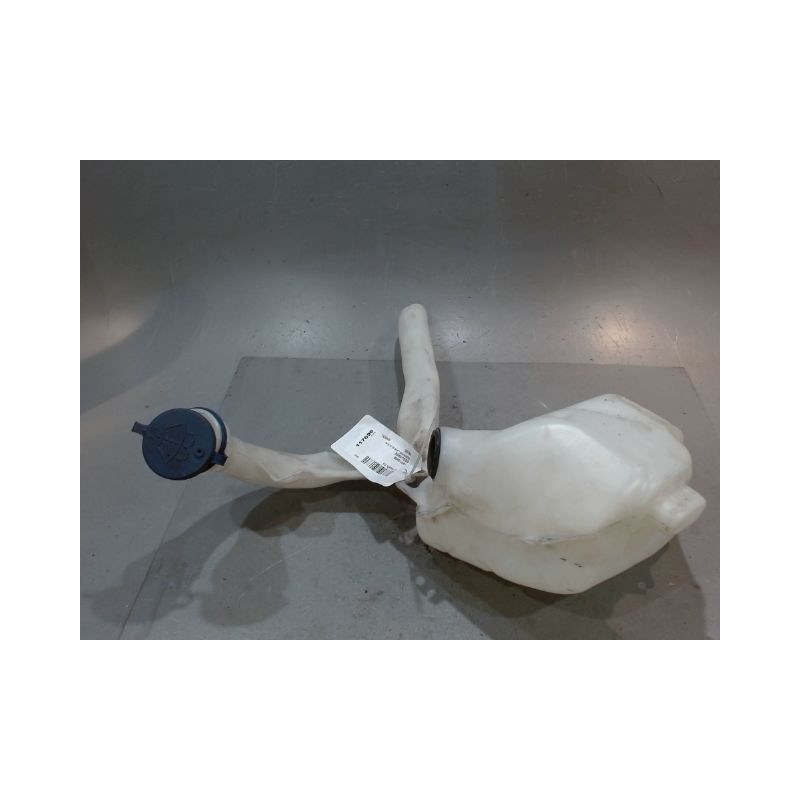 RESERVOIR LAVE-GLACE AVANT CITROEN C3