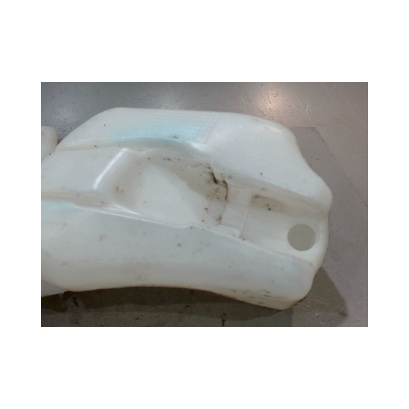 RESERVOIR LAVE-GLACE AVANT CITROEN C3