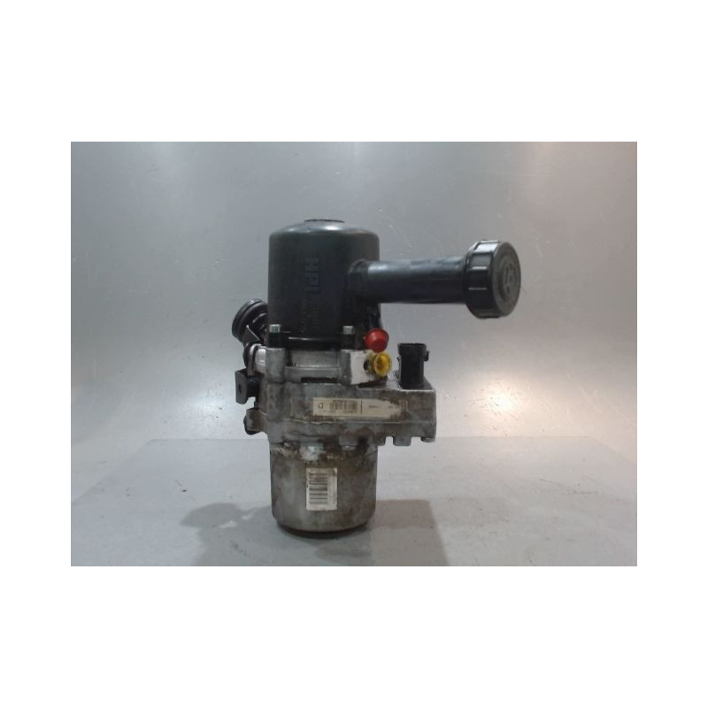 POMPE DIRECTION ASSISTEE PEUGEOT 407