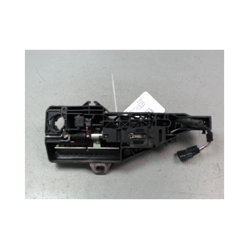 POIGNEE EXTERIEURE PORTE AVANT GAUCHE RENAULT CAPTUR Phase 1 2013-...