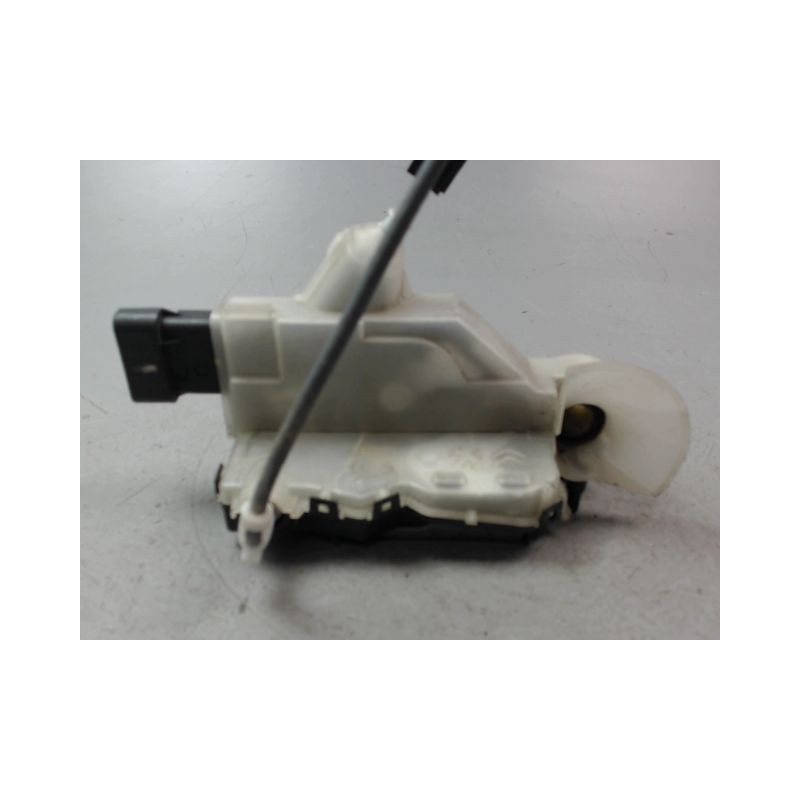 SYSTEME CONDAMNATION AVANT GAUCHE PEUGEOT 3008 2009-