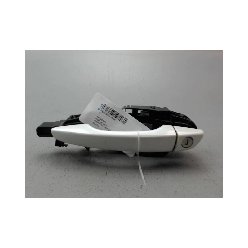 POIGNEE EXTERIEURE PORTE AVANT GAUCHE PEUGEOT 3008 2009-
