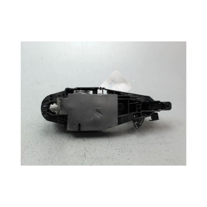 POIGNEE EXTERIEURE PORTE AVANT GAUCHE PEUGEOT 3008 2009-