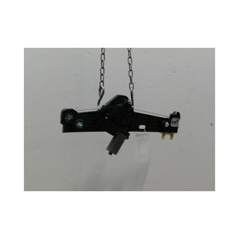 MECANISME+MOTEUR LEVE-GLACE ARRIERE DROIT FIAT 600