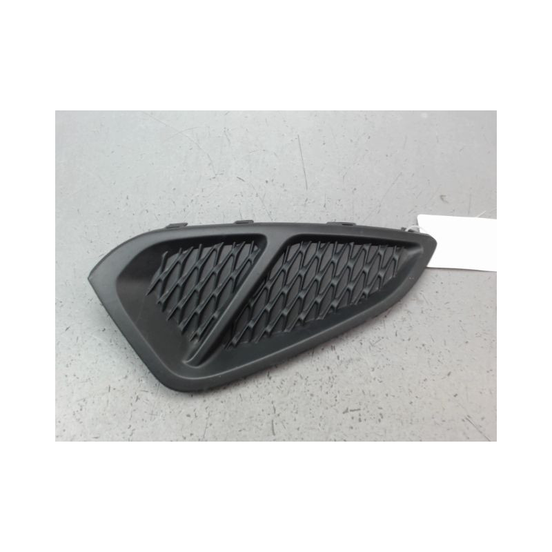 GRILLE VENTILATION PARE-CHOC AVD FORD FIESTA 2005-