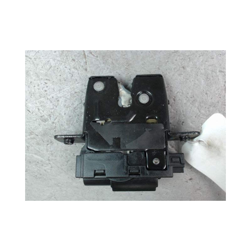 SERRURE HAYON  NISSAN QHASQAI 2007-