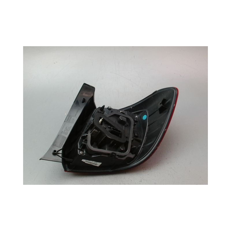 FEU ARRIERE GAUCHE  DACIA SANDERO II 2012-...