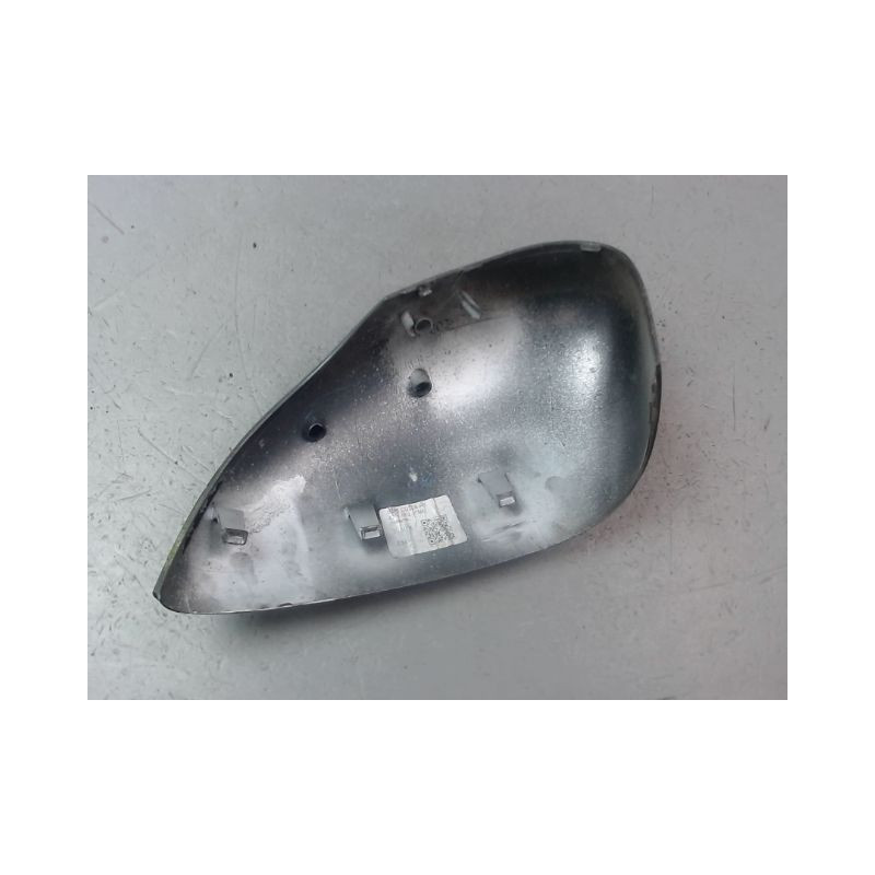 CARENAGE RETROVISEUR EXTERIEUR DROIT FORD FIESTA 2005-