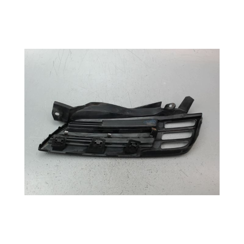 GRILLE CALANDRE DROIT NISSAN MICRA III Phase 1 2003-2005