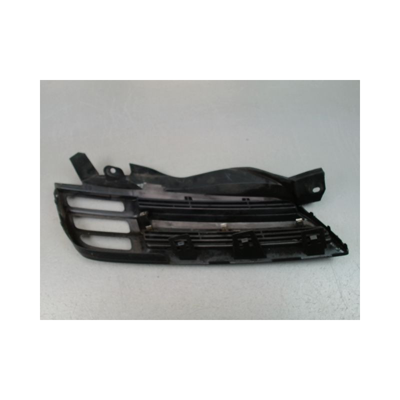 GRILLE CALANDRE GAUCHE NISSAN MICRA III Phase 1 2003-2005