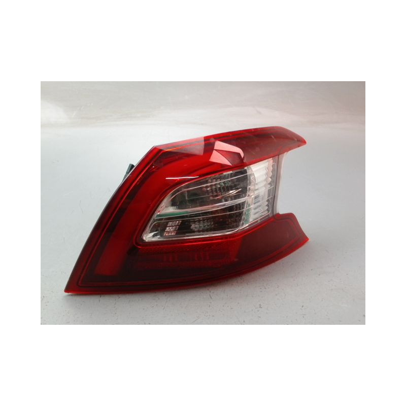 FEU ARRIERE DROIT PEUGEOT 308 2009-