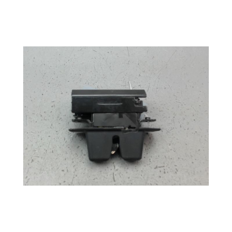 SERRURE COFFRE ARRIERE RENAULT LAGUNA III CPÉ 2008-
