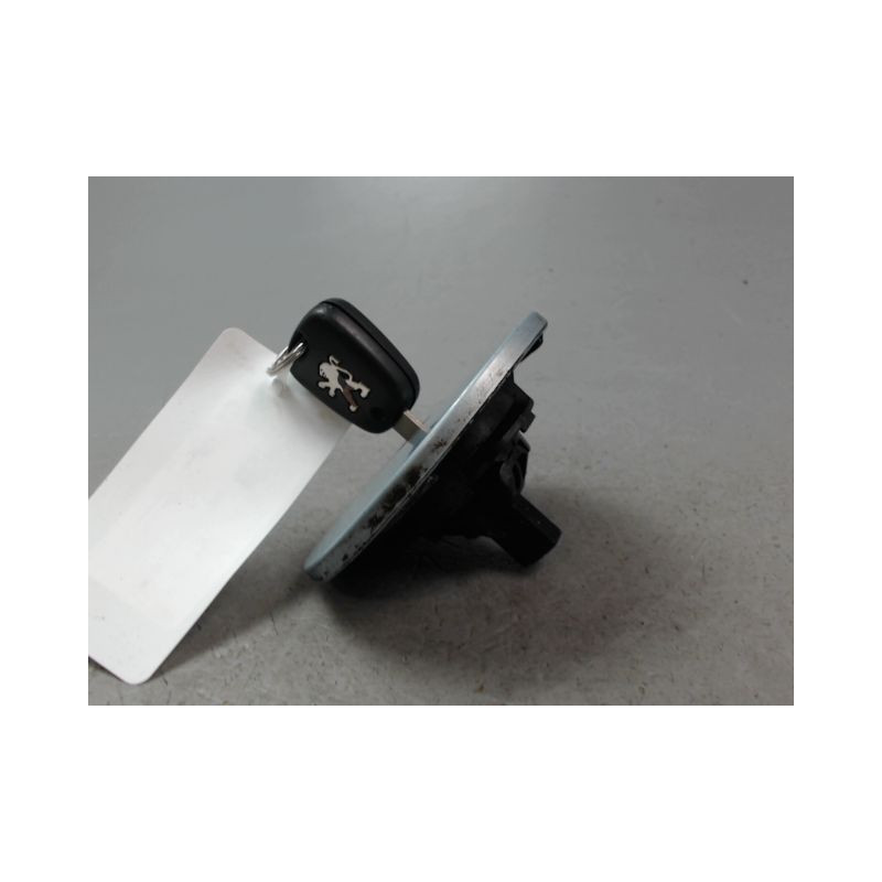 BOUCHON RESERVOIR A CARBURANT PEUGEOT 206 1998-2009