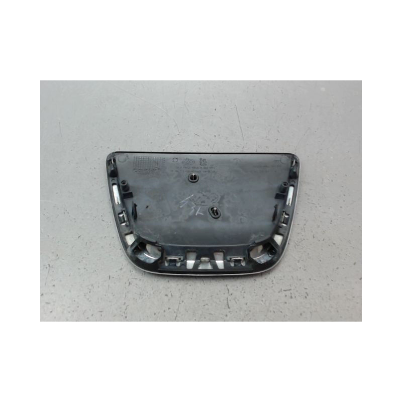 SIGLE CALANDRE PEUGEOT 308 I Phase 1 2007-2011