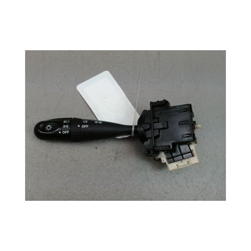 COMMANDE ECLAIRAGE SUZUKI SPLASH 2008-2012