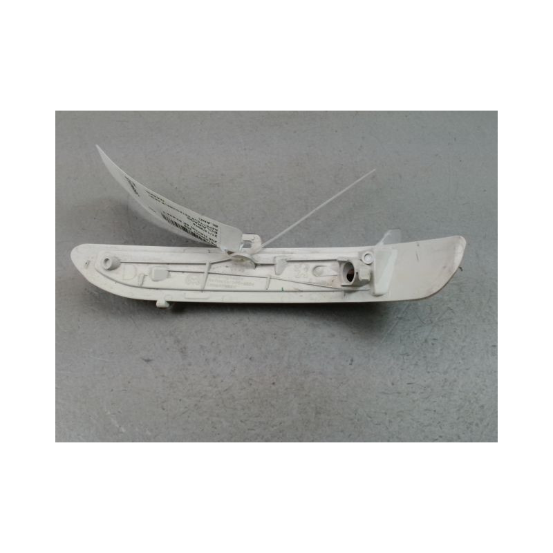 REPETITEUR RETROVISEUR DROIT PEUGEOT 208 Phase 1 2012-...