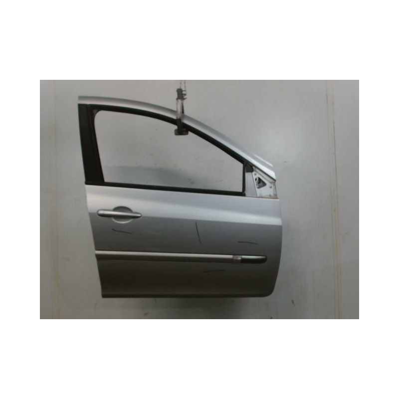 PORTE AVANT DROIT RENAULT CLIO