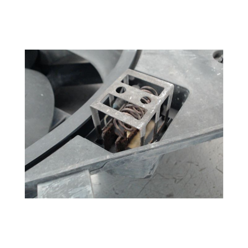 MOTEUR VENTILATEUR RADIATEUR FORD FIESTA