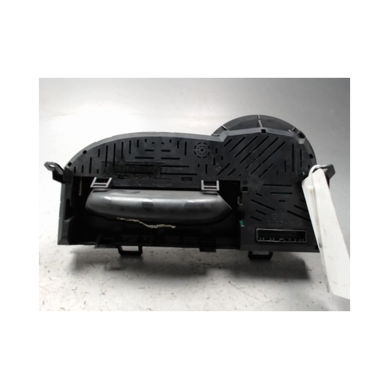 BLOC COMPTEURS RENAULT TWINGO