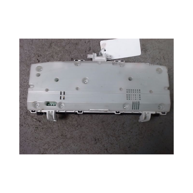 BLOC COMPTEURS TOYOTA COROLLA 2004-