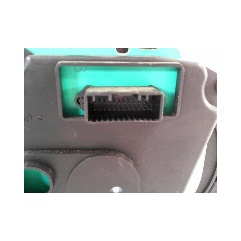 BLOC COMPTEURS DACIA SANDERO 2008-