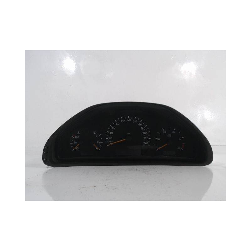 BLOC COMPTEURS MERCEDES E220