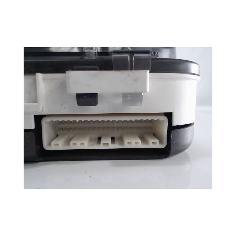 BLOC COMPTEURS TOYOTA COROLLA VERSO 2007-