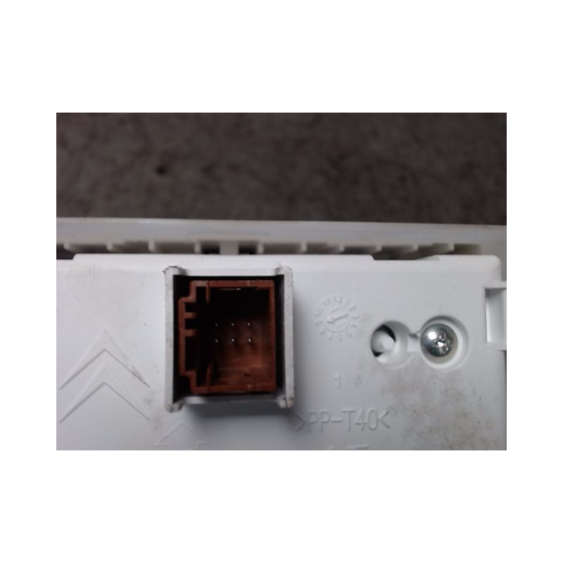 BLOC COMPTEURS PEUGEOT 2008