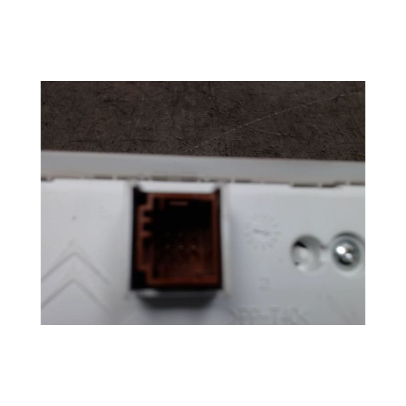 BLOC COMPTEURS PEUGEOT 2008