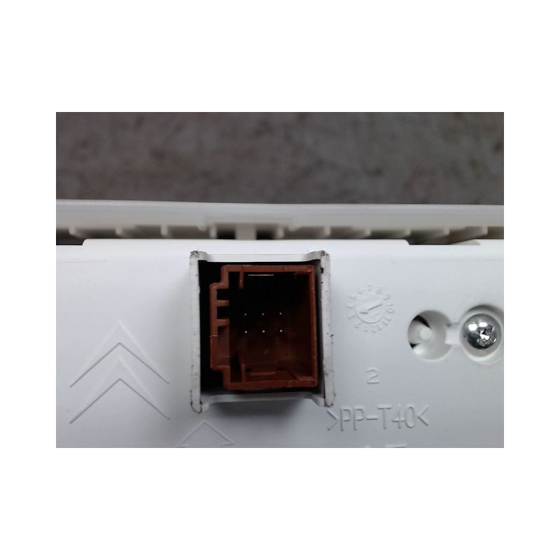 BLOC COMPTEURS PEUGEOT 208