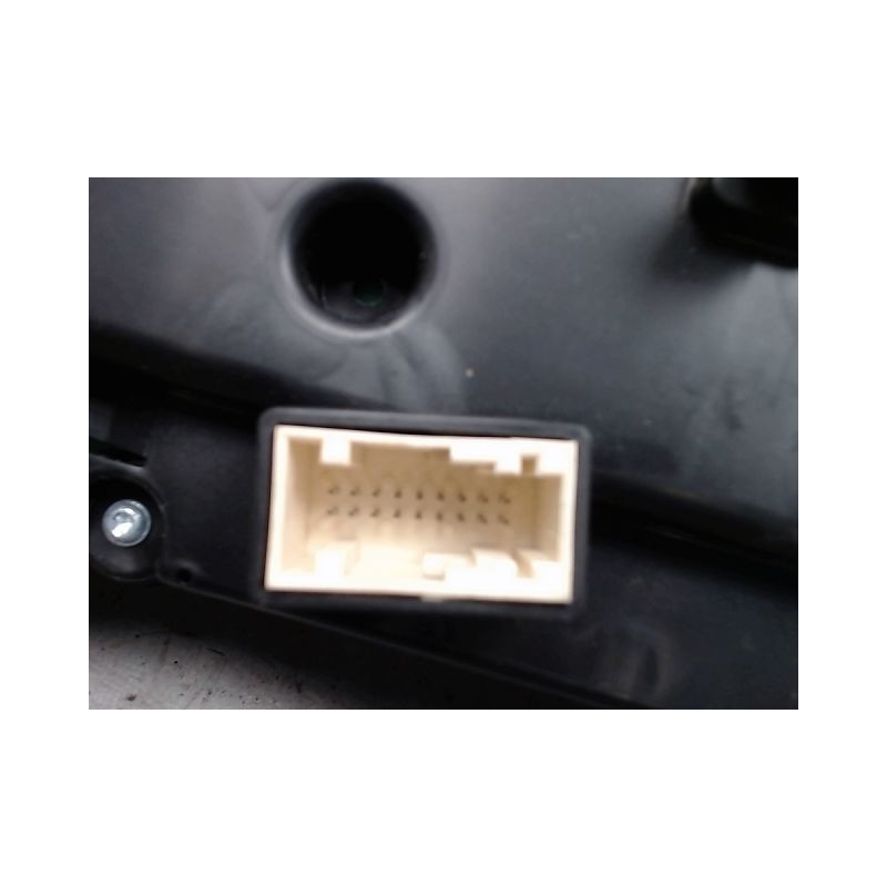 BLOC COMPTEURS PEUGEOT 208