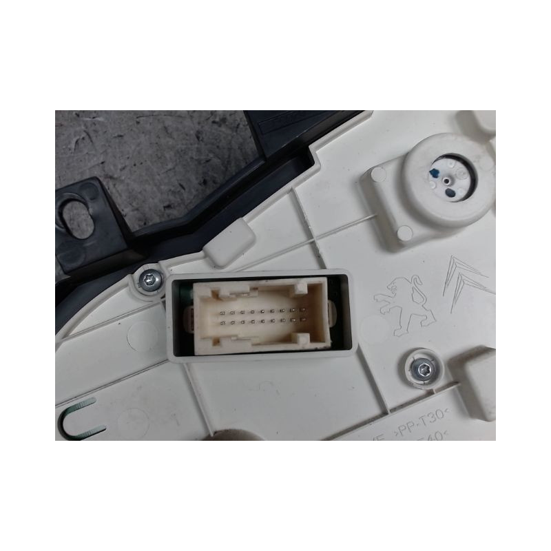 BLOC COMPTEURS PEUGEOT 206