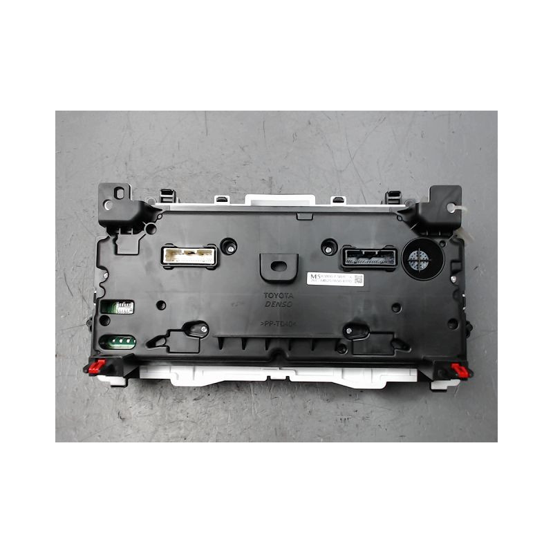 BLOC COMPTEURS TOYOTA YARIS CRO