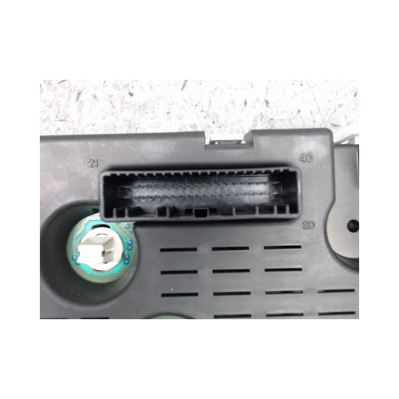 BLOC COMPTEURS RENAULT MODUS