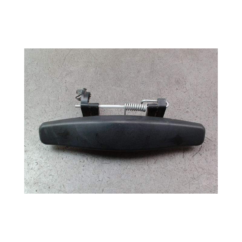 POIGNEE EXTERIEURE PORTE AVANT DROIT DACIA DUSTER BREAK Phase 2 2013-...