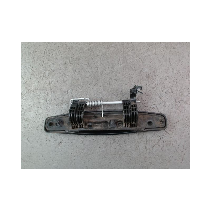 POIGNEE EXTERIEURE PORTE AVANT DROIT DACIA DUSTER BREAK Phase 2 2013-...