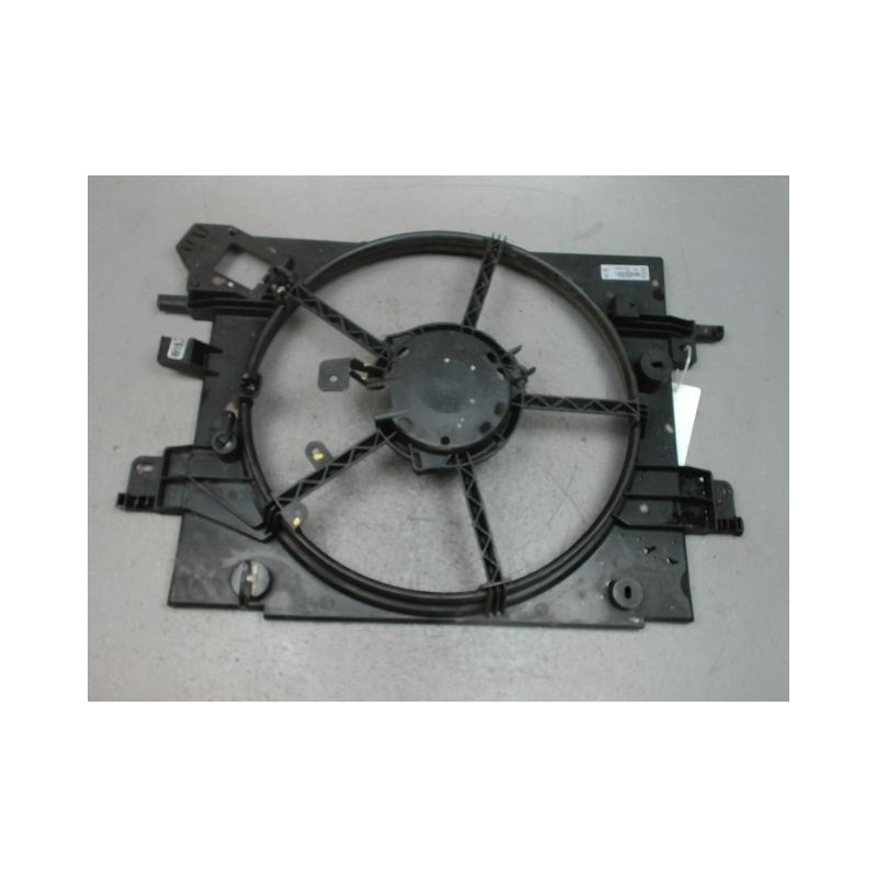 SUPPORT DE VENTILATEUR DACIA DUSTER