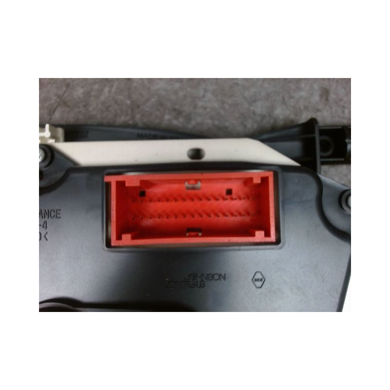 BLOC COMPTEURS RENAULT CLIO II CAMPUS 06-