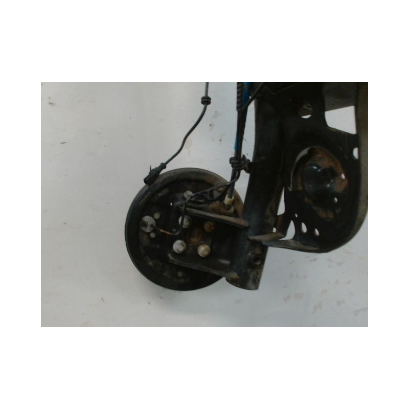 TRAIN ARRIERE RENAULT CLIO