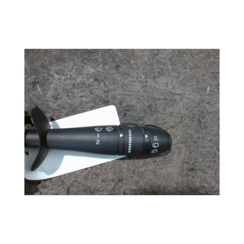 COMMANDE ESSUIE GLACE RENAULT TWINGO 2 2010-